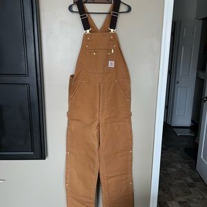 NWOT Brand new men’s carhartt bib/overall size 34x32.